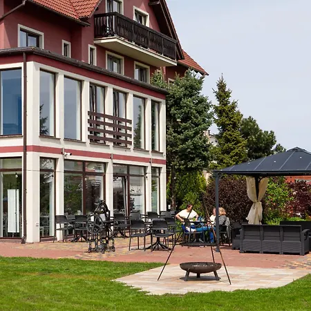 Karmazynowa Przystan Ferienpark