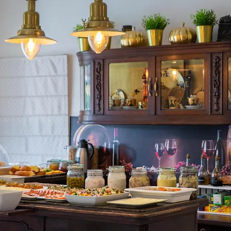 Kompleks wypoczynkowy Karmazynowa Przystań Międzywodzie