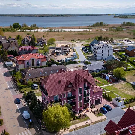 Karmazynowa Przystan Międzywodzie