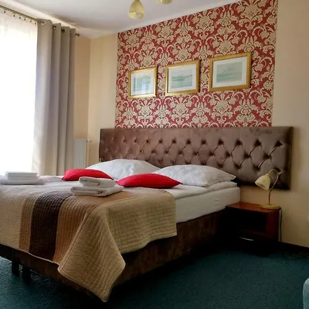 Karmazynowa Przystan Ferienpark