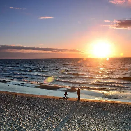 Karmazynowa Przystań *